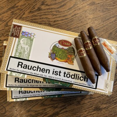 CUABA DIVINOS 25er Kiste